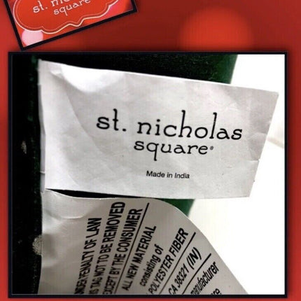 Santa Green Throw Pillow – Merry Christmas