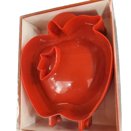 Thanksgiving Apple-Shaped Mini Pie Mold