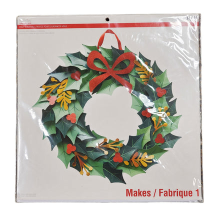 RECOLLECTIONS CHRISTMAS HOLLY WREATH KIT