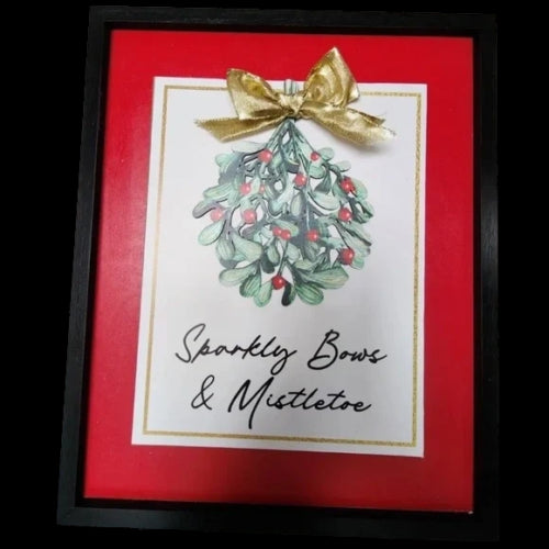 Ashland Wood Bow & Mistletoe Wall Décor – 12in Sparkly