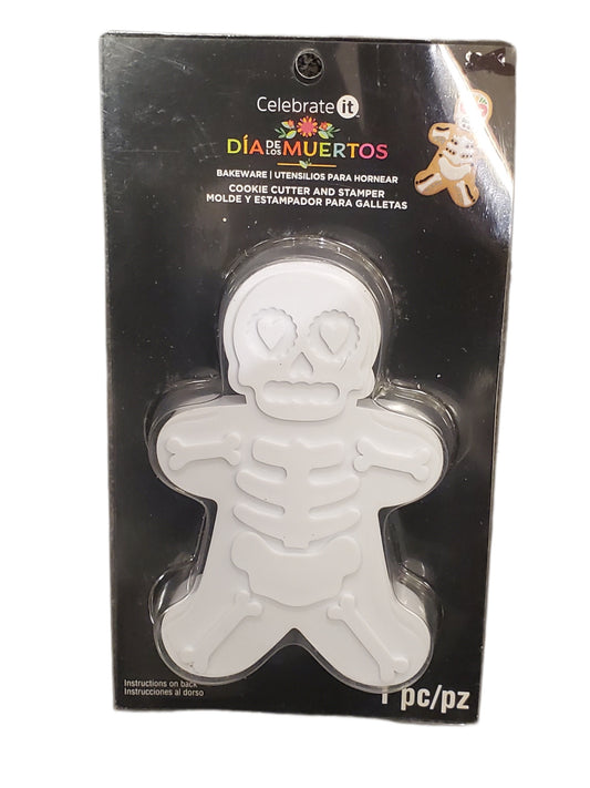 Celebrate It, Cookie Cutter & Stamper Dia De Los Muertos