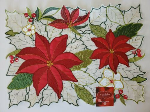 Placemats, Pointsettia. St. Nicholas Square 13X18 inches