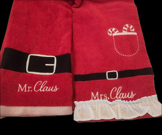 St. Nicholas Square Plush Towel Mr. and Mrs. Claus Embroidered, Set of 2