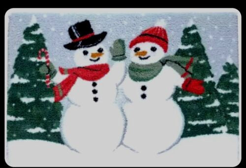 Plush, Bath Mat/Rug, St Nicholas Square, Christmas Snowmen (Size 20"x 30") NWT