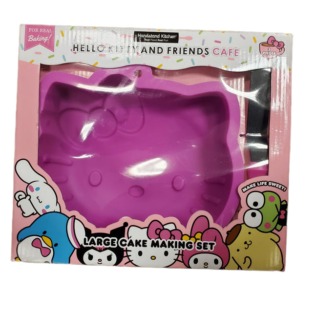 Hello Kitty & Friends Real Baking Cake Set