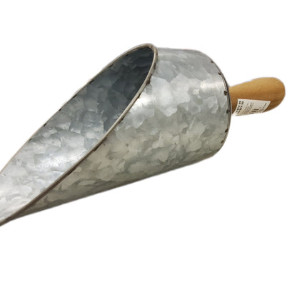 Ashland Metal Scoop - Fall Cottage Kitchen Decor