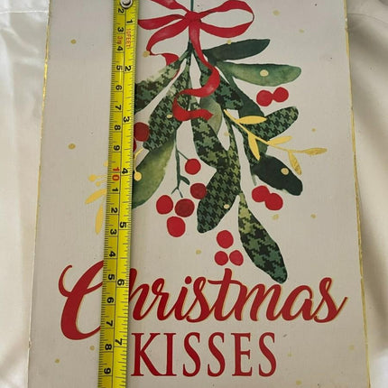 Ashland Rustic Wooden Mistletoe Christmas Kisses Tabletop Decor NWT 8"x6"