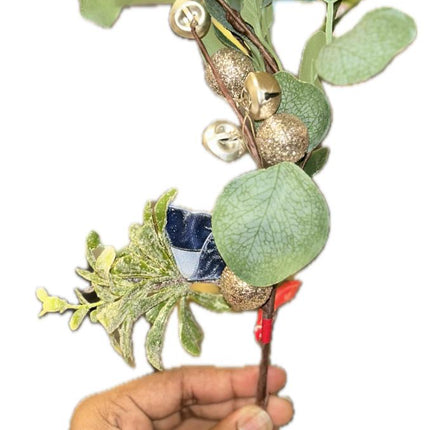 Ashland Pick Christmas Decorative