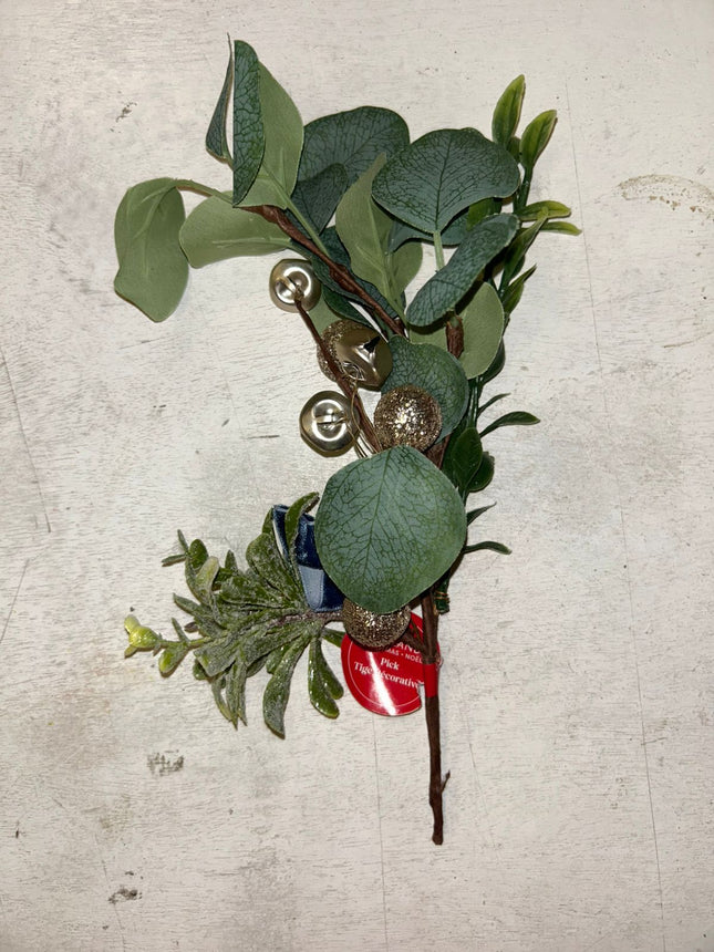 Ashland Pick Christmas Decorative