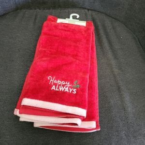St. Nicholas Square Plush "Merry Everything" Towels – Red 2-Pack