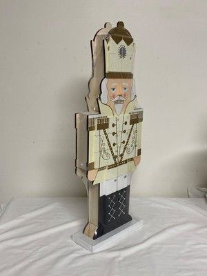 Ashland Table Top Decor Nut Cracker 25 piece set - 19"