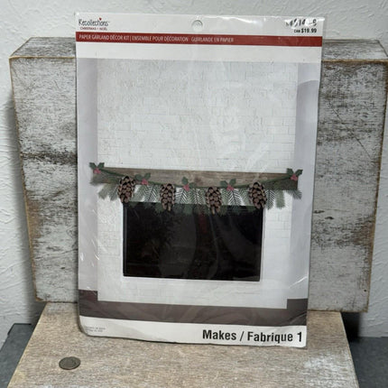 Recollections Christmas Paper Garland Decor kit - Holly Berry Pine Cone