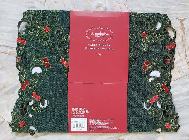 Table Runner 36in – Holly Cutout Green Cottage