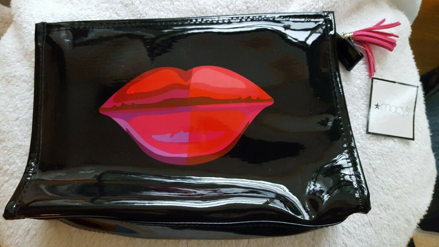 Macy's Makeup Cosmetic Bag "Big Kiss"