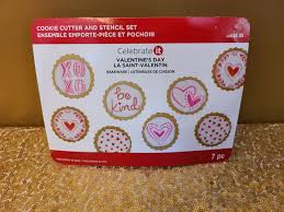 Valentine's Day 7-Pc Cookie Cutter & Stencil Set